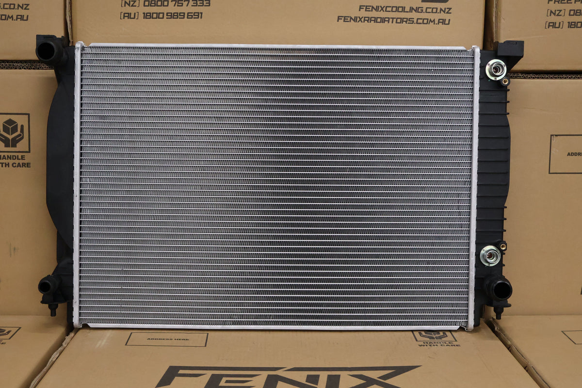 Audi A4 B6-B7 radiator (NOV/2000 - AUG/2009)