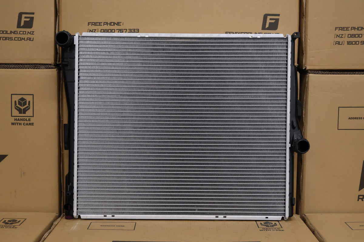 BMW X3 E83 Radiator (JAN/2004 - MAR/2011)