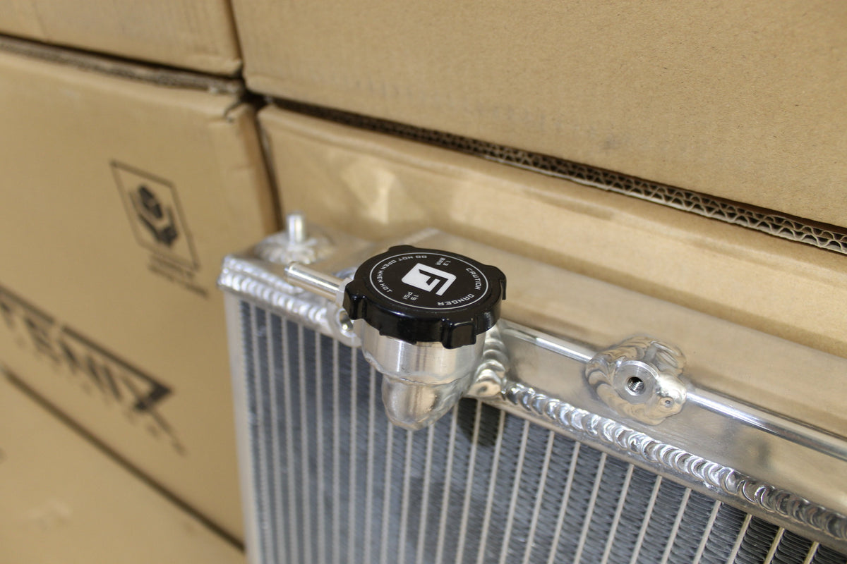 Mazda B2500 B2600 B4000 Bravo UF-UN Full Alloy Performance Radiator