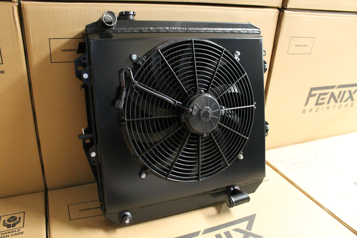 Toyota LN106-LN107-LN111 Hilux Full Alloy Radiator, Custom Built Shroud & 16" 3000CFM Spal Fan