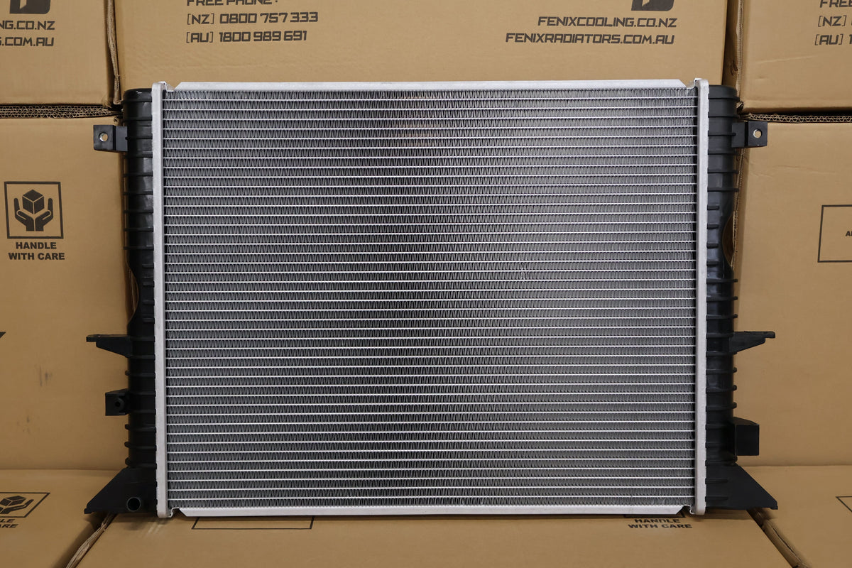 Landrover TD5 Diesel Defender Radiator (MAR/1999 - SEP/2007)