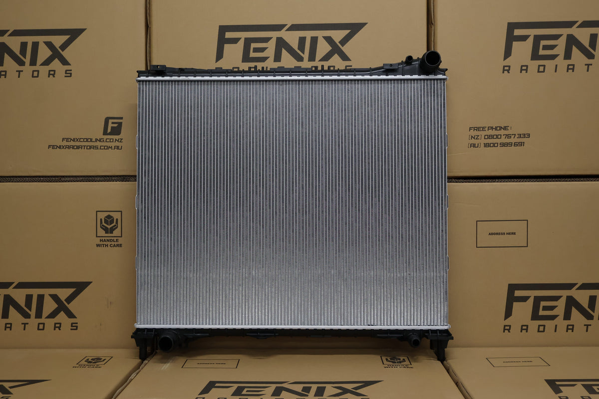 Range Rover Sport 4.4L Twin Turbo Diesel Radiator (APR/2014 - AUG/2020)
