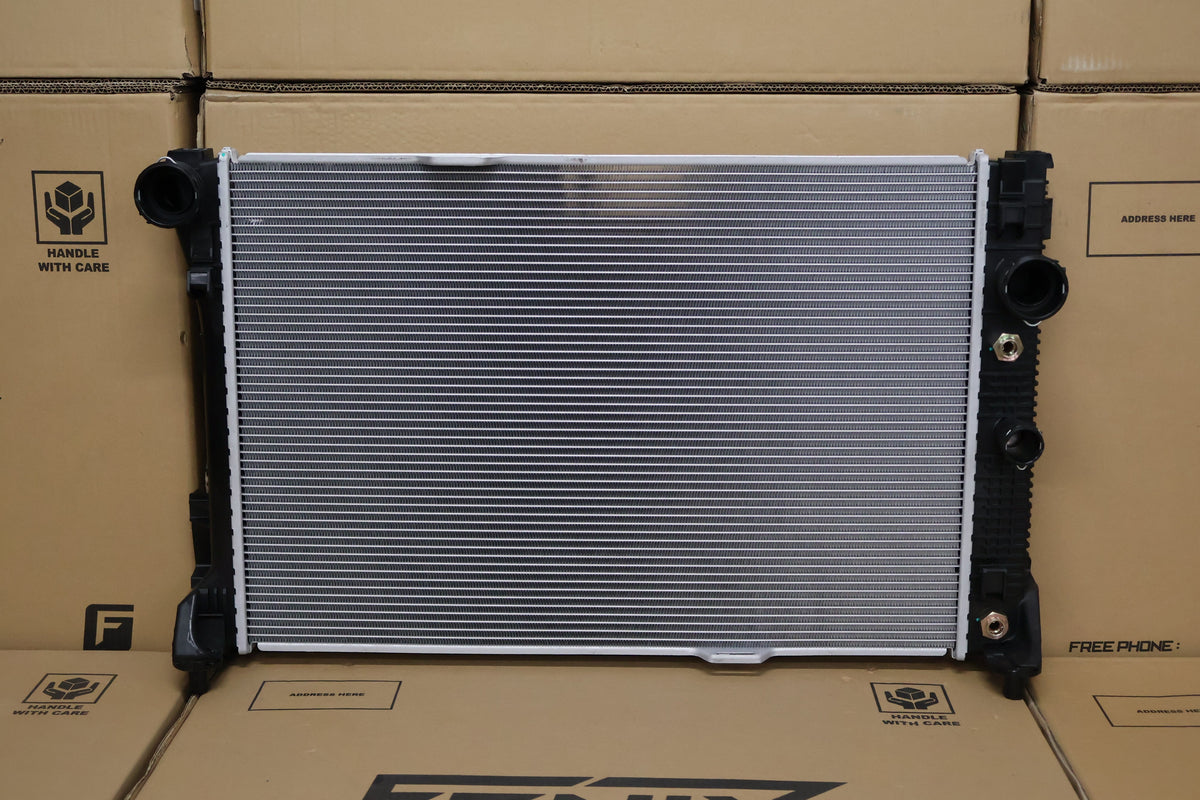 Mercedes Benz W204 C200 CDI / 220 CDI / 250 CDI / Diesel Radiator