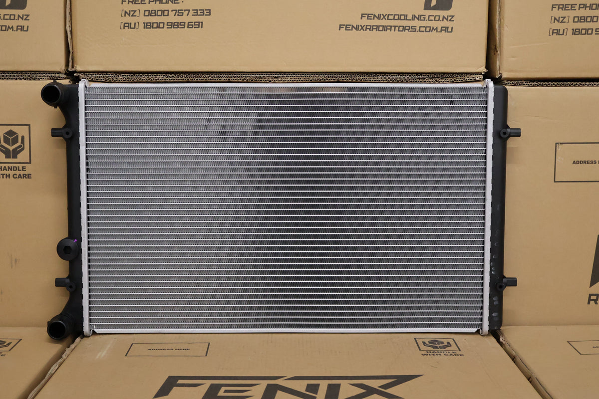 Volkswagen Golf MK4 Radiator. (OCT/1997 - JUL/2004)