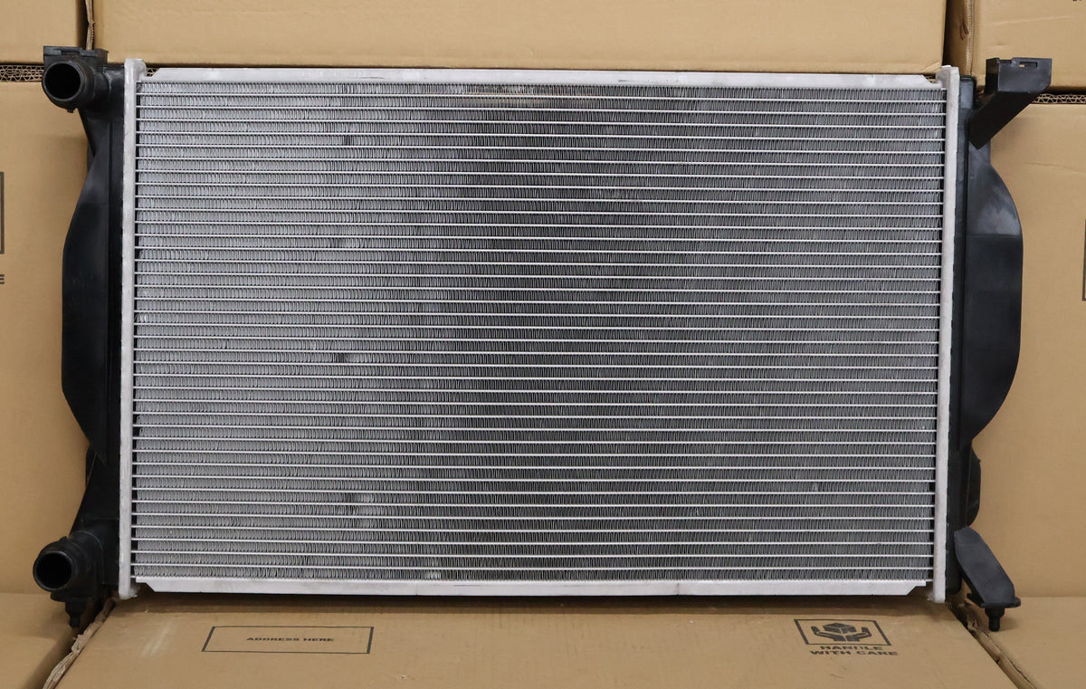 Audi RS5 4.2 Litre V8 Petrol Radiator (OCT/2010 - DEC/2017)