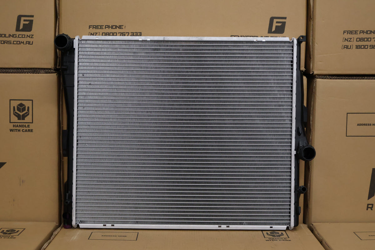 BMW X3 E83 Radiator (JAN/2004 - MAR/2011)