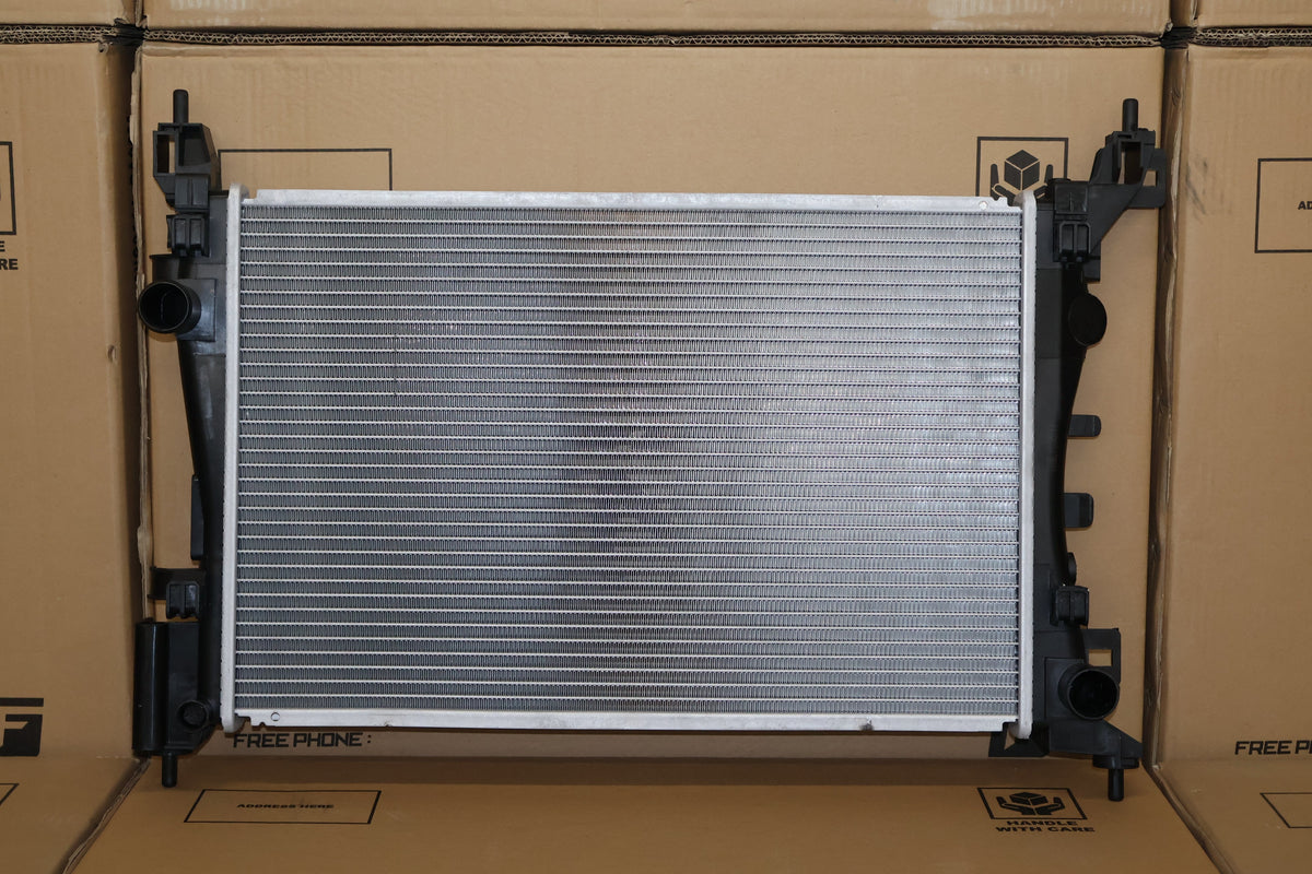 Fiat Punto 1.4 4cyl Non Turbo Petrol Radiator (JUL/2006 - MAY/2010)