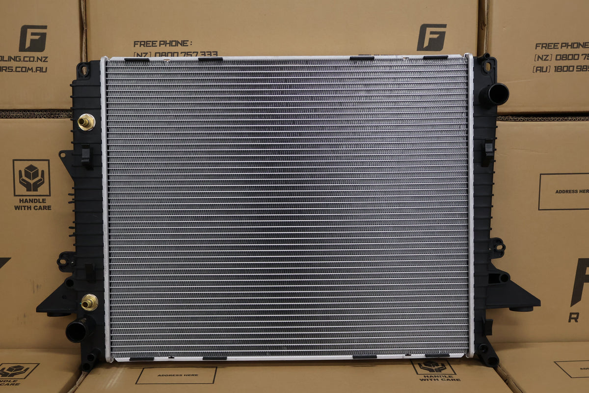 Landrover Discovery 4 2.7l 6cyl Diesel Radiator (SEP/2009 - NOV/2012)