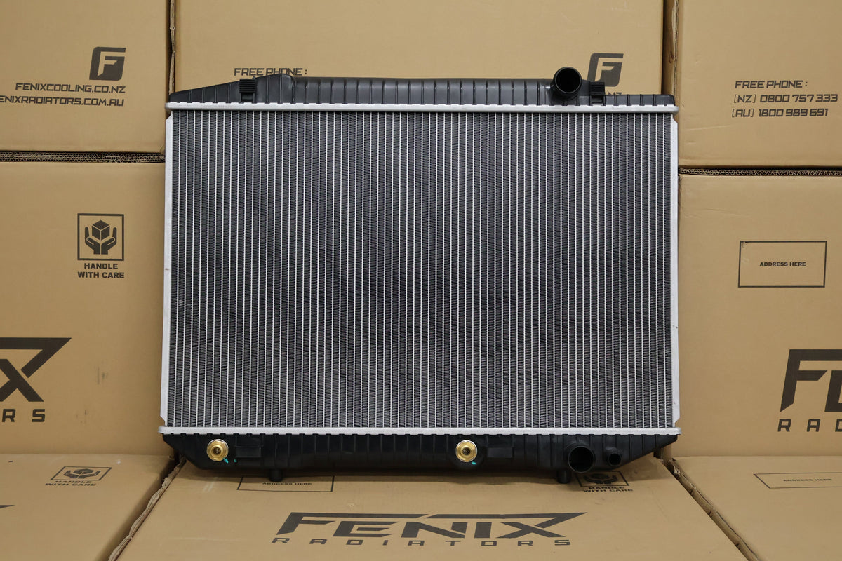 Mercedes Benz 380SE & 380SEL Radiator (1981 - MAR/1986)
