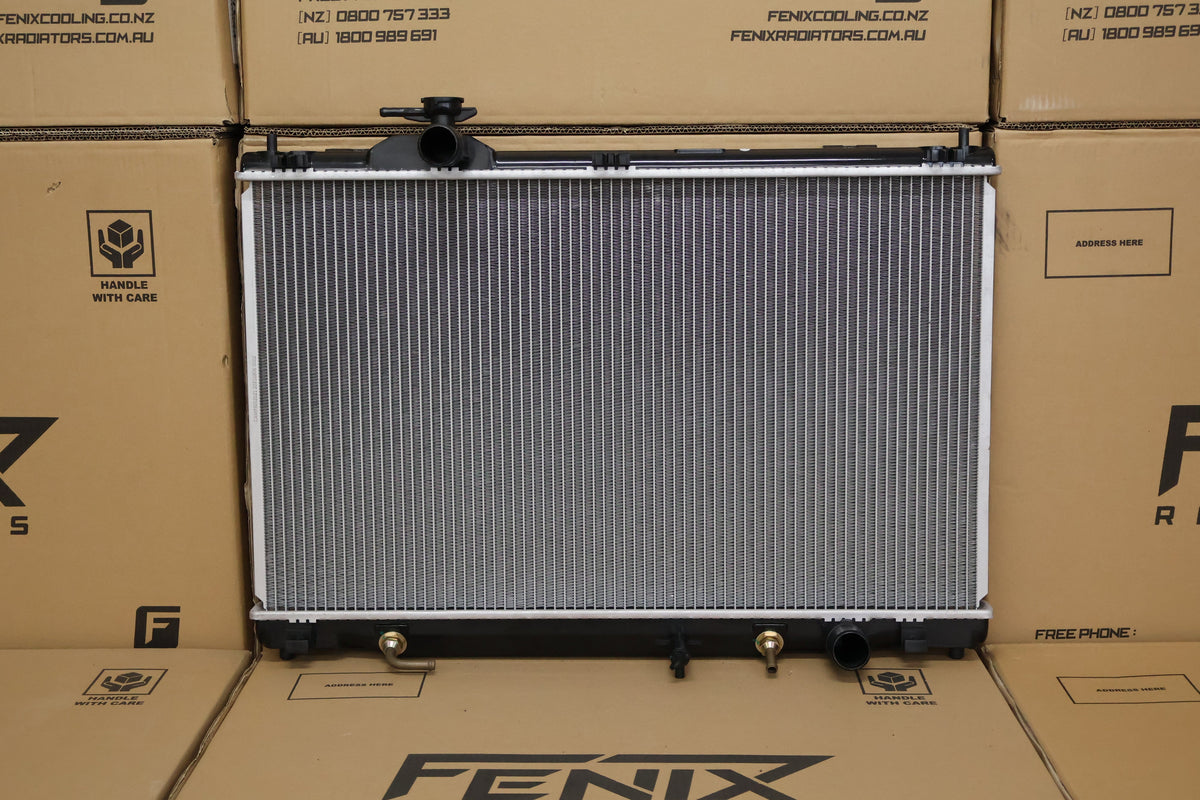 Toyota UZS186 Crown radiator