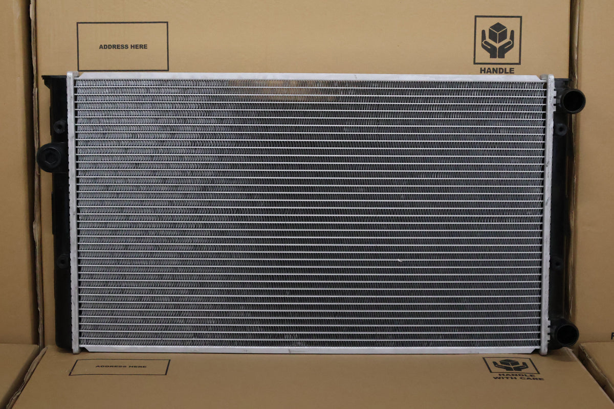 Volkswagen Vento 2.0L Petrol Radiator (1995 - SEP/1998)