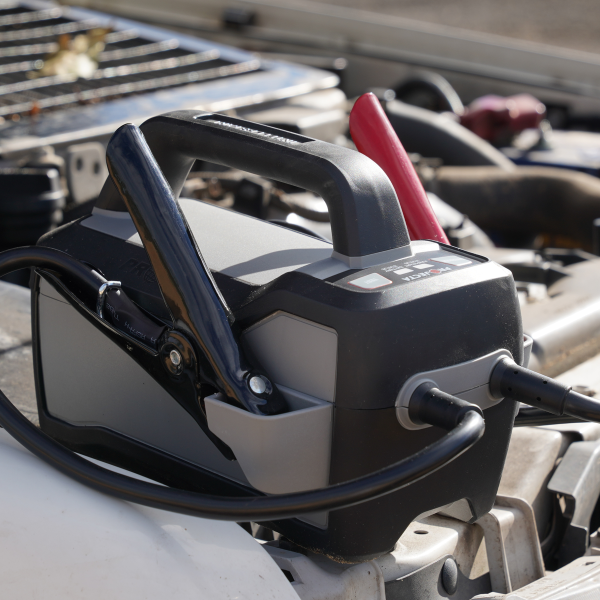 Projecta IS1500 Intelli-Start professional lithium jump starter